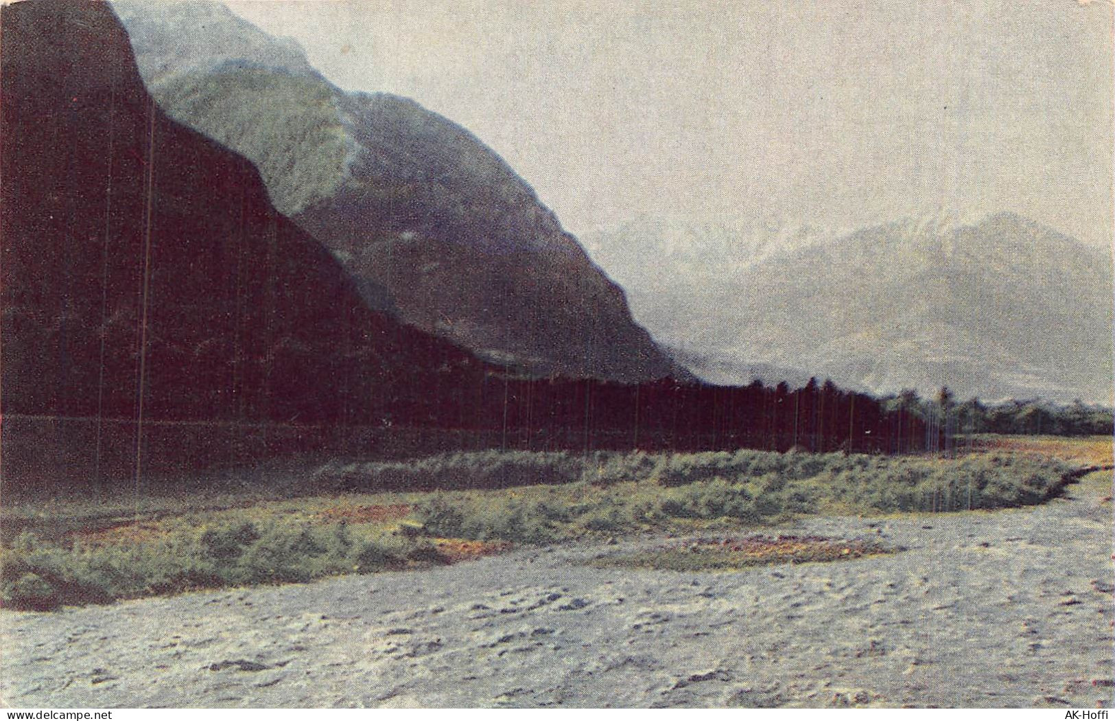 Georgische Militärstraße - Die Straße Verläuft Entlang Des Flusses Terek - Georgia