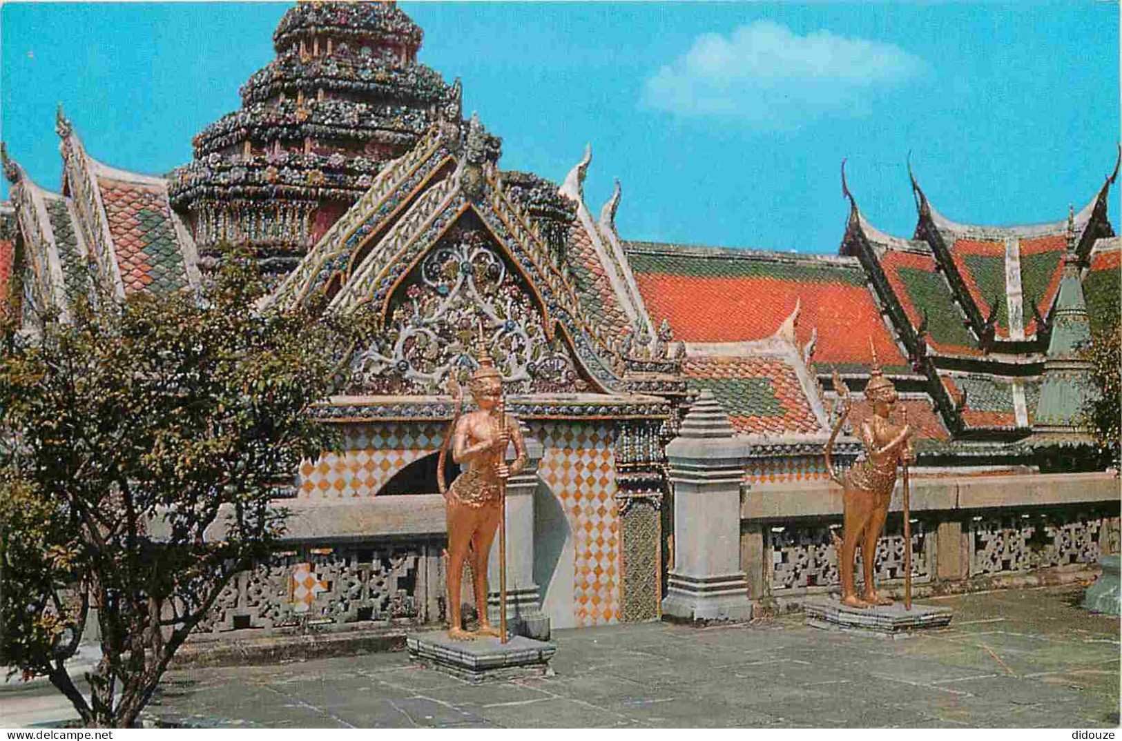 Thaïlande - Bangkok - Buddha Temple - Kinarees Guarding A Door In The Emerald - CPM - Carte Neuve - Voir Scans Recto-Ver - Tailandia