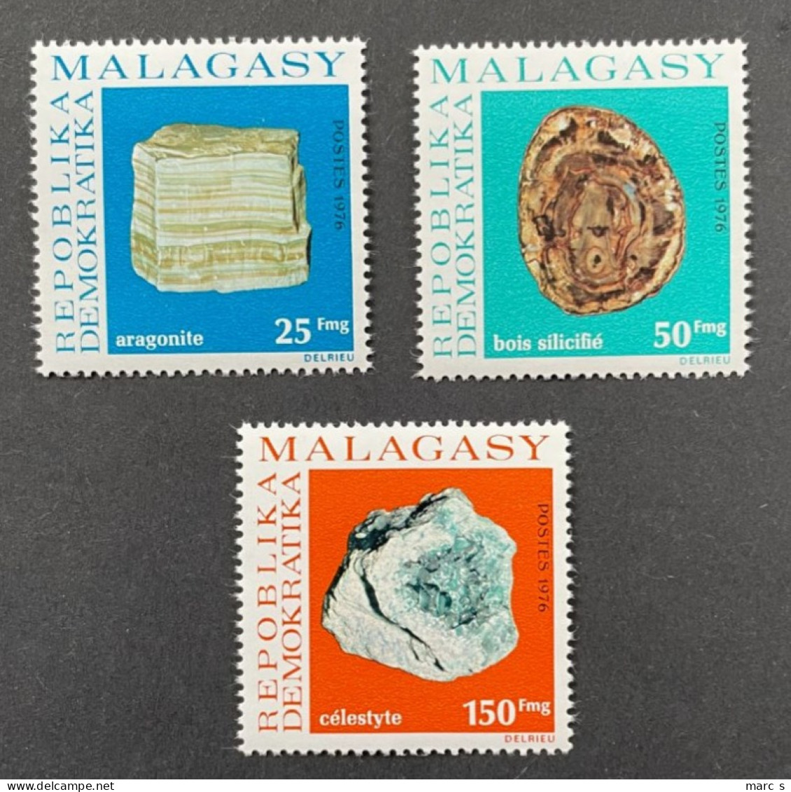 MADAGASCAR 1975 - NEUF**/MNH - Série Complète Mi 791 / 793 - YT 590 / 592 - MINERAUX - Madagascar (1960-...)