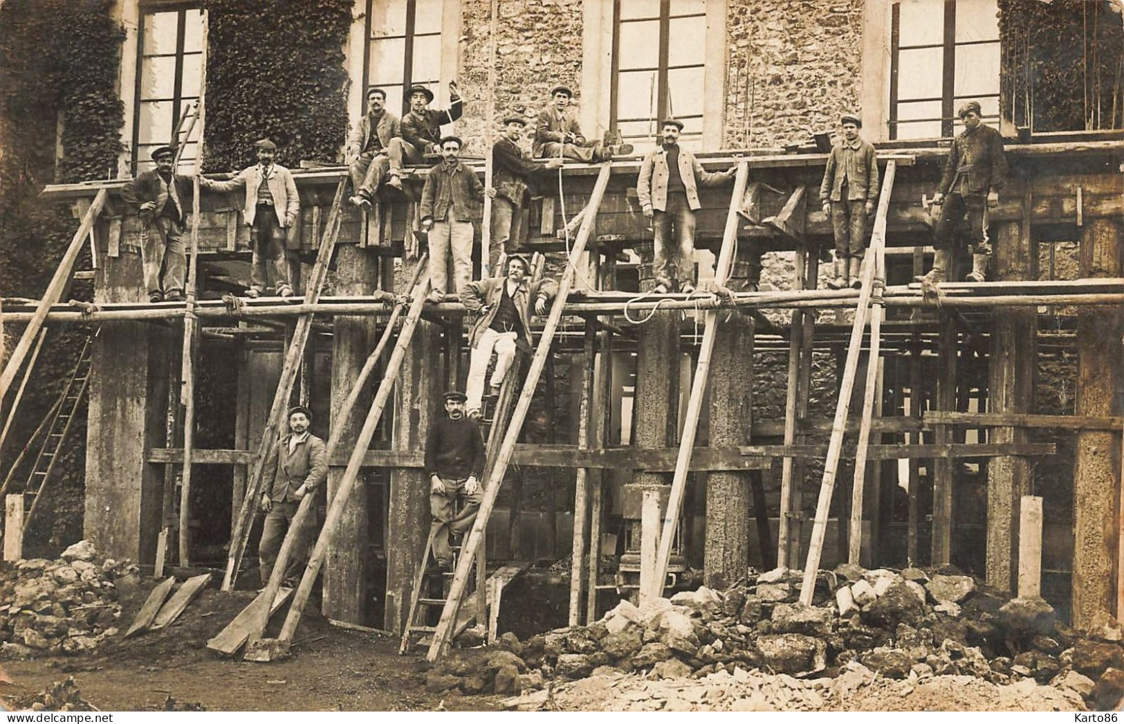 Bruyères Le Chatel * RARE 2 Cartes Photos 1907/1908 * Travaux De Cimentier ! * Villa Manoir Château Ouvriers - Bruyeres Le Chatel