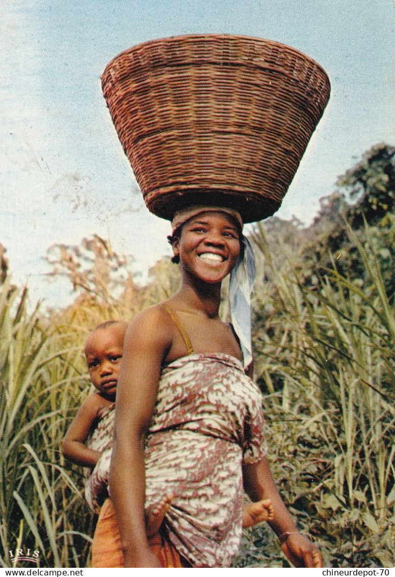 AFRIQUE EN COULEURS Jeune Maman - Kinshasa - Léopoldville