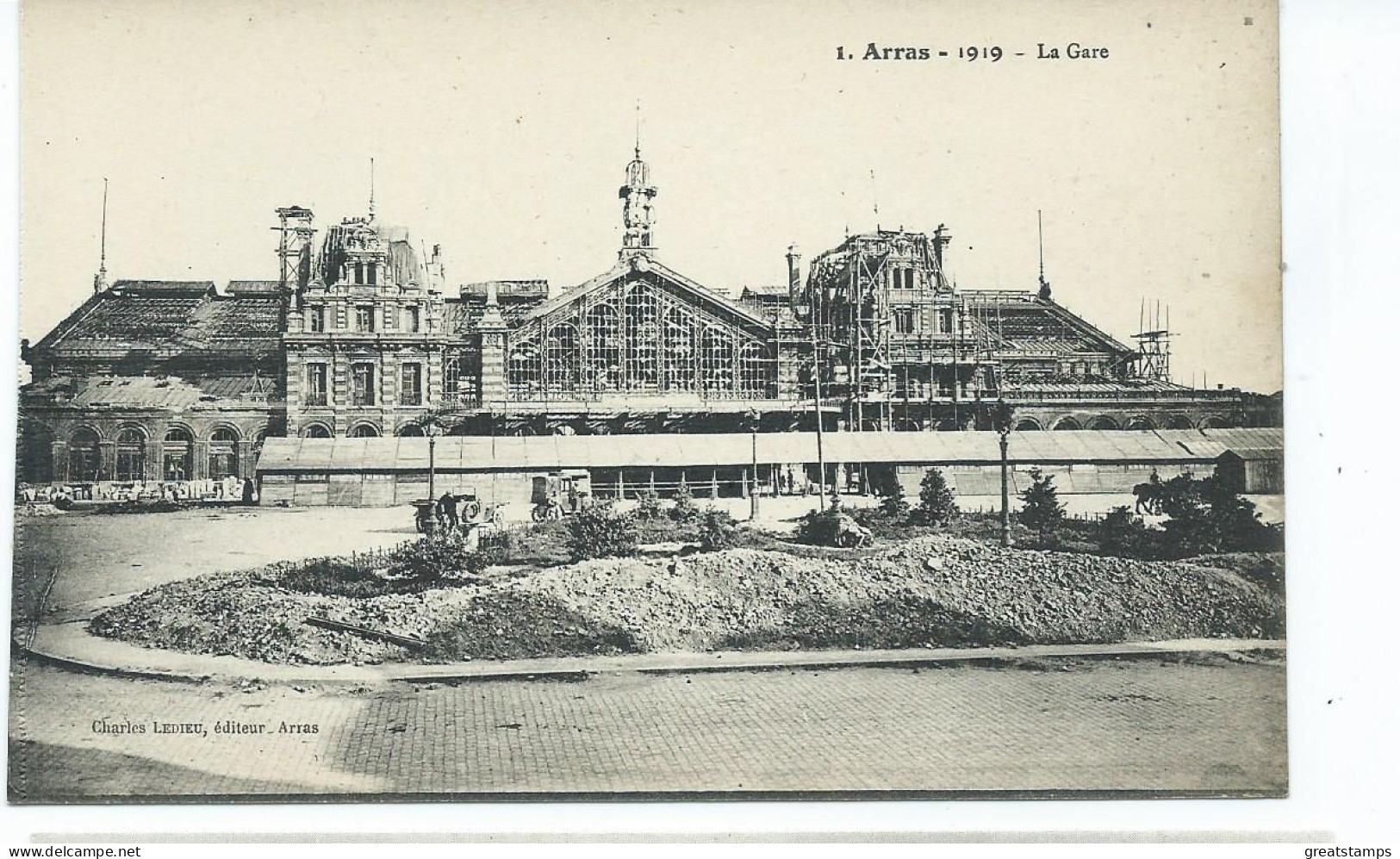 France  Postcard  Pas -de Calais Arras La Gare 1919 War Damaged . Unused - Stazioni Senza Treni