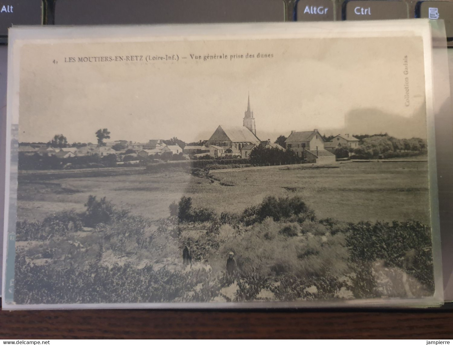 4. Les Moutiers-en-Retz (Loire-Inf)  Vue Générale Prise Des Dunes - Les Moutiers-en-Retz