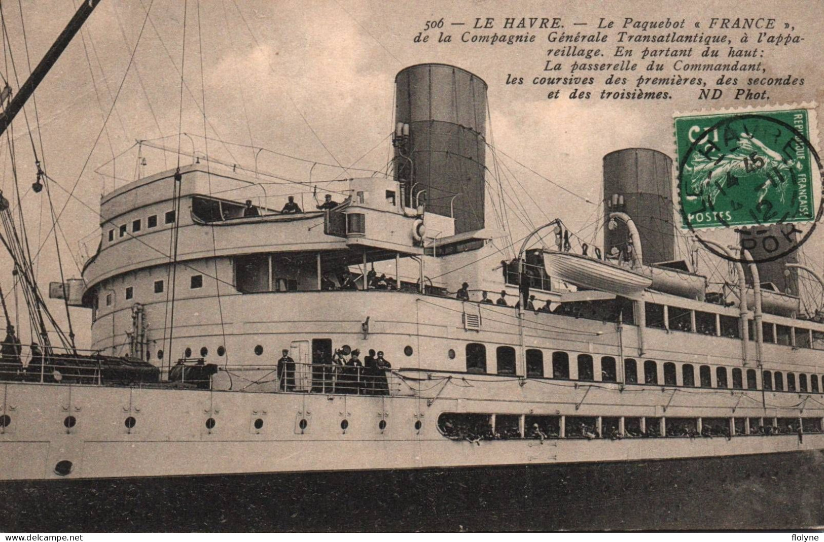 Le Havre - Le Paquebot FRANCE , Compagnie Générale Transatlantique , à L'appareillage Dans Le Port - Bateau - Port