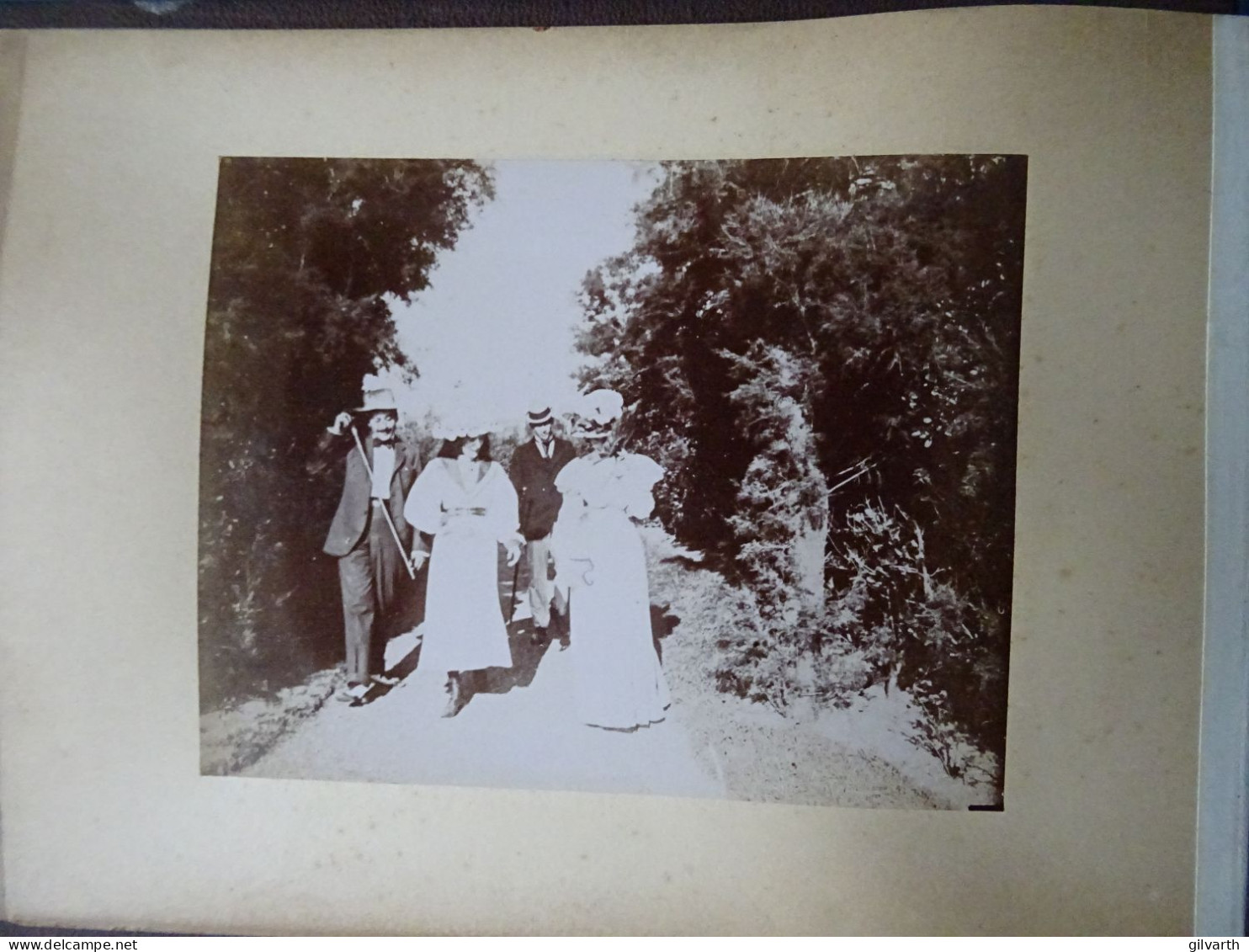 Album Photo Famille Pellet D'Anglade, Vacances Biarritz, Corrida, Fêtes Fontarrabie, Luchon... 146 Photos Vers 1895-1905 - Album & Collezioni