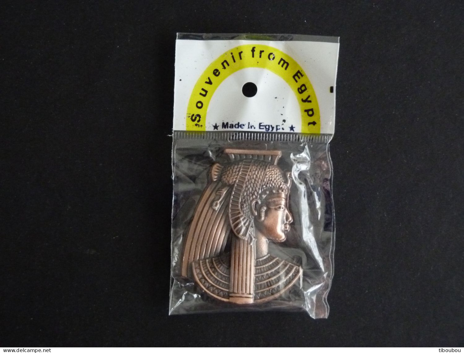 MAGNET EN METAL SOUVENIR FROM EGYPT EGYPTE SOUS BLISTER - CLEOPATRE NEFERTITI - Tourismus