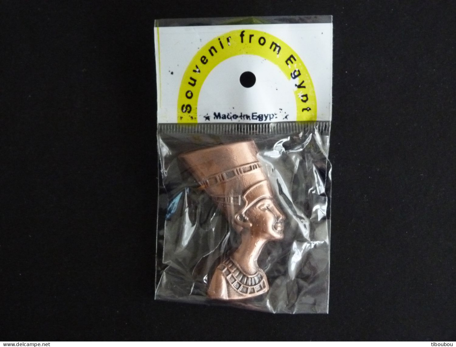 MAGNET EN METAL SOUVENIR FROM EGYPT EGYPTE SOUS BLISTER - CLEOPATRE NEFERTITI - Tourism