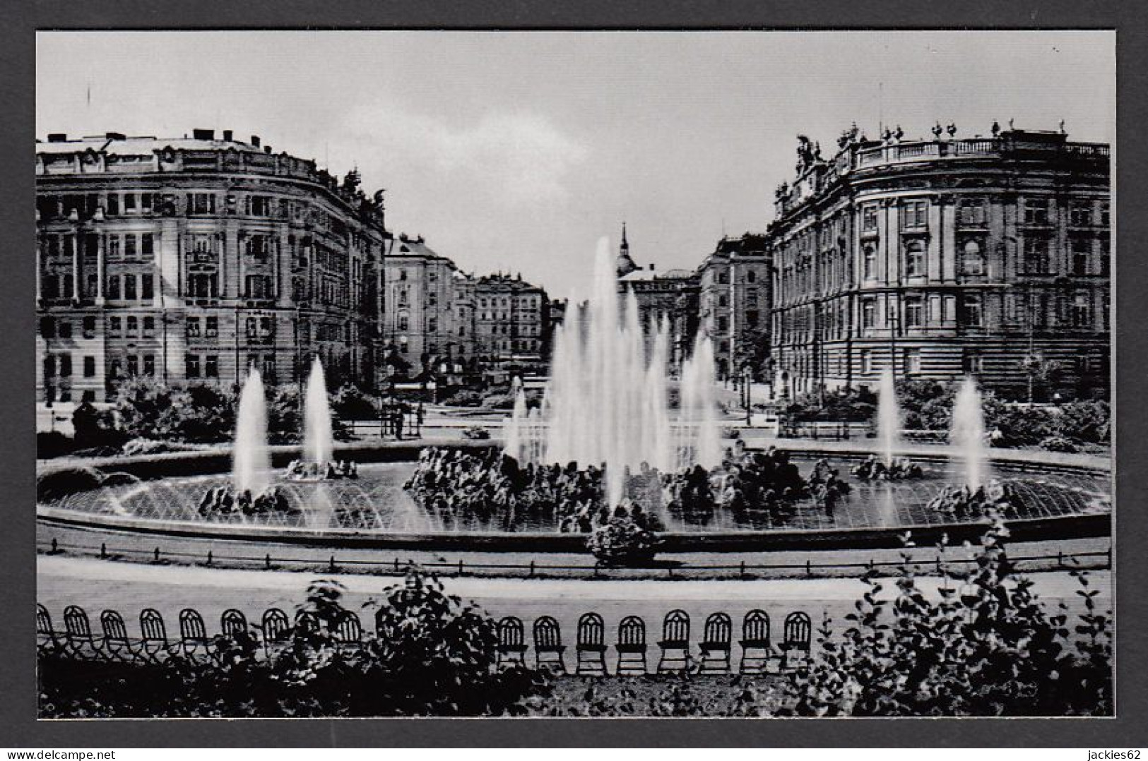 107981/ WIEN, Schwarzenbergplatz  - Wien Mitte