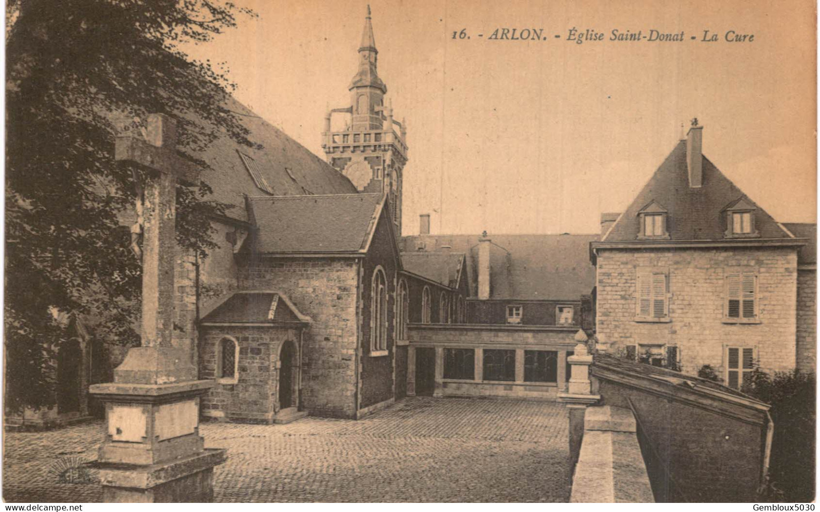 (13) Arlon     Eglise Saint-Donat  La Cure - Arlon