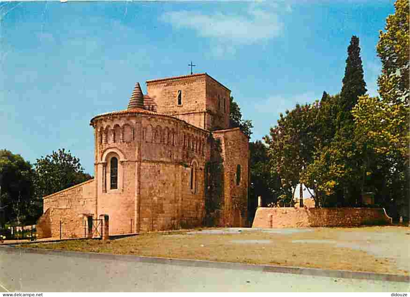 17 - Vaux Sur Mer - L'Eglise Romane - CPM - Voir Scans Recto-Verso - Vaux-sur-Mer