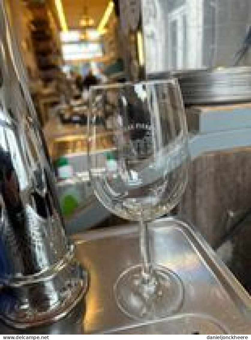 Chateau Pierrail Glas Wine Vin Wjin Bordeaux - Alcohol