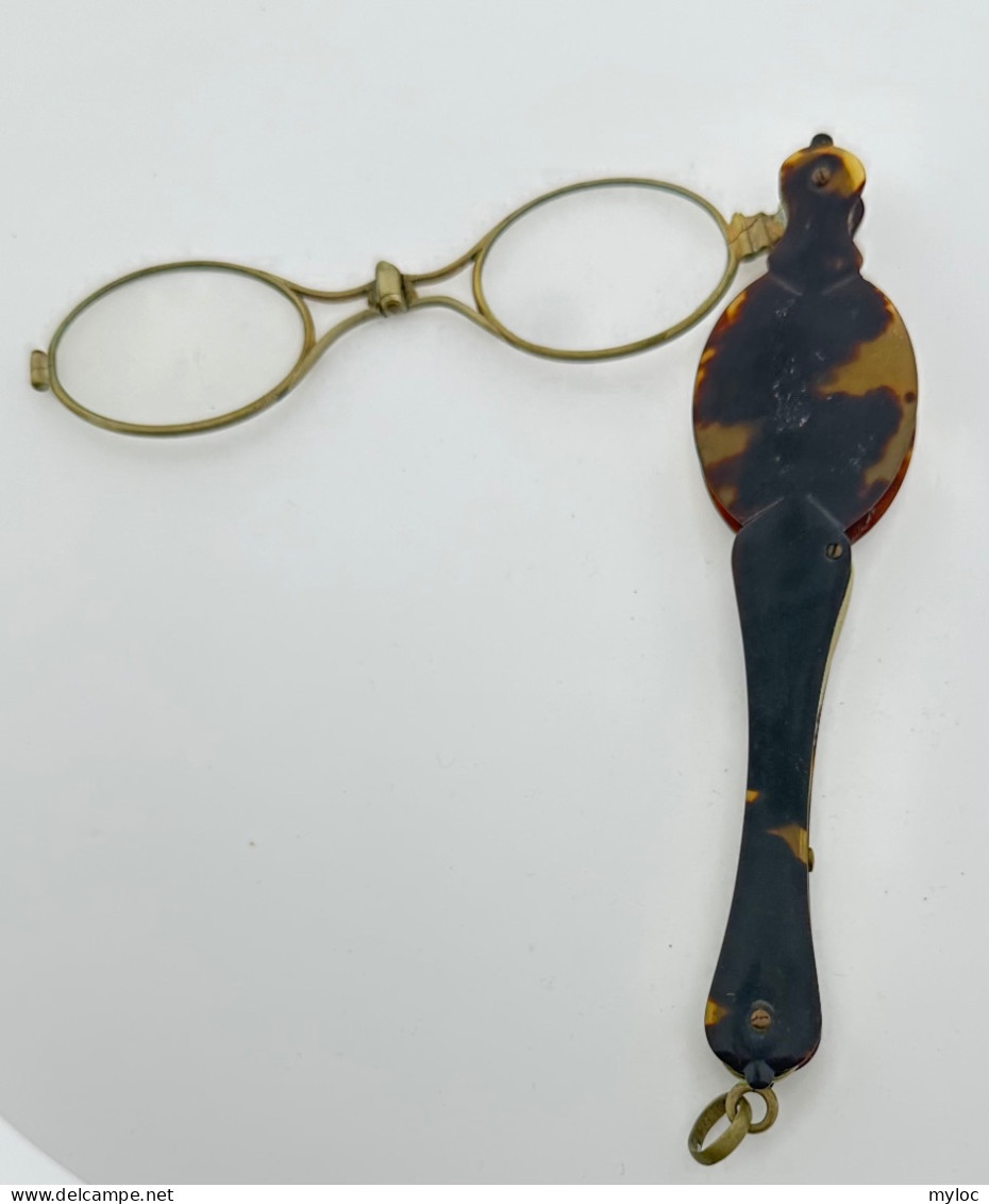 Lorgnon. Lorgnettes. Binocle. Bouton De Bloquage Fonctionnel. Très Bonne Condition. Vers 1900 - Glasses