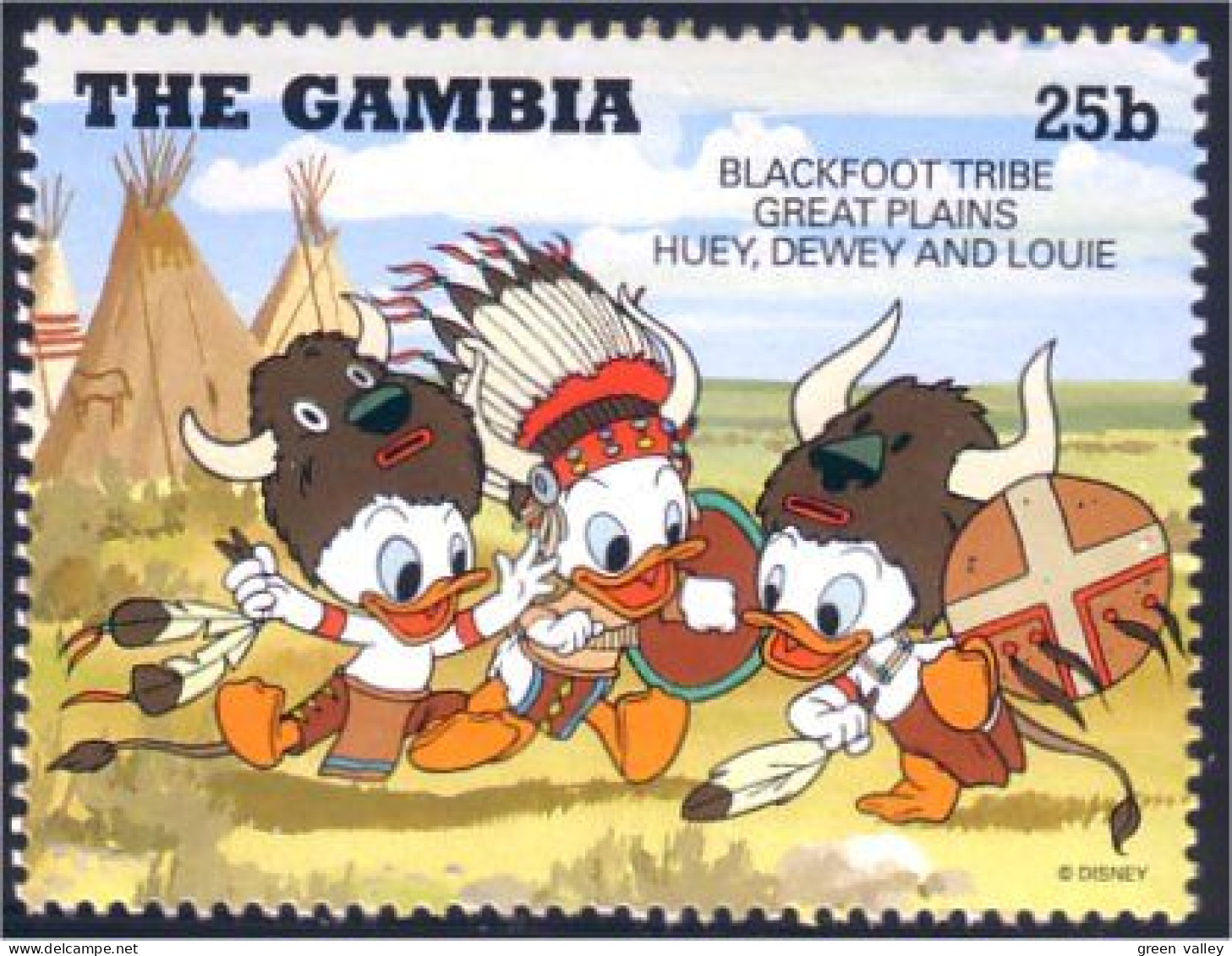 404 Gambia Disney Children Playing Indians MNH ** Neuf SC (GAM-21b) - Indiens D'Amérique