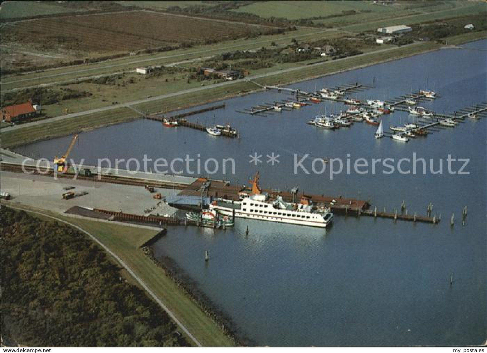 72462147 Langeoog Nordseebad Anleger Yachthafen Luftaufnahme Langeoog - Langeoog