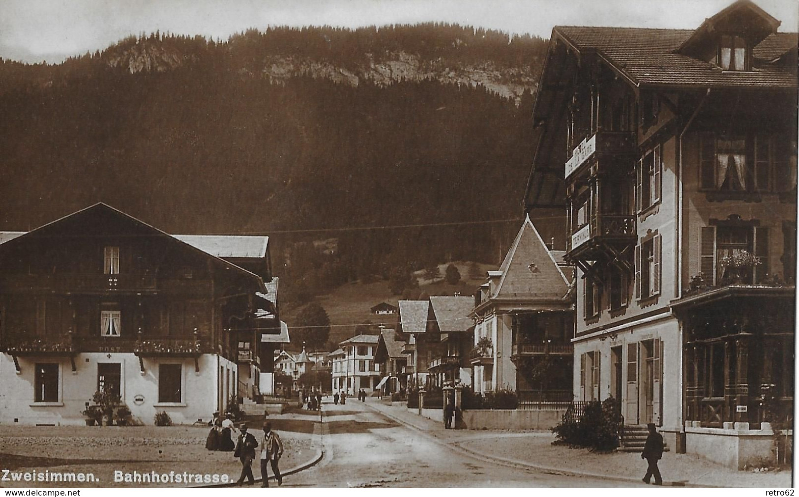 ZWEISIMMEN ► Alte Bahnhofstrasse Mit Fussgänger Anno 1928 - Zweisimmen