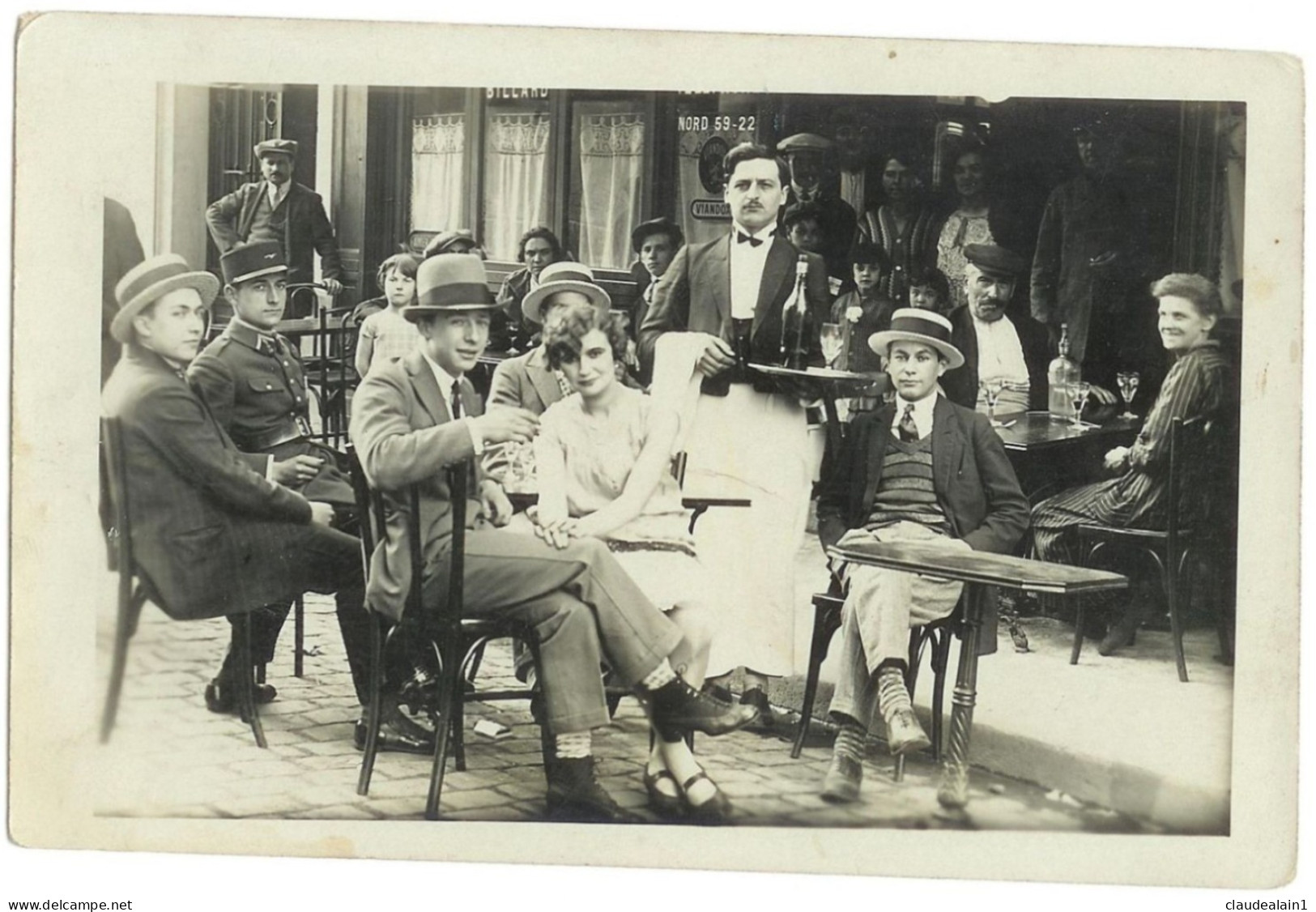 Carte Photo Ancienne LE CAFE RESTAURANT AU 69 RUE PHILIPPE DE GIRARD A PARIS 18 ème EN 1927 - Cafés