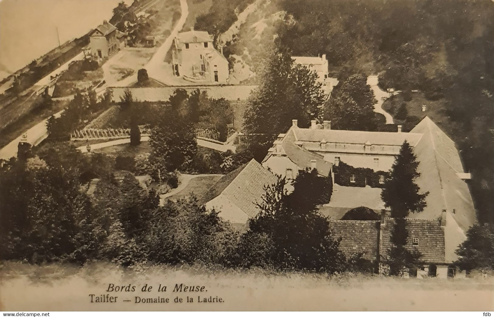 Tailfer - Domaine De La Ladrie - Bords De Meuse - Lustin - Profondeville