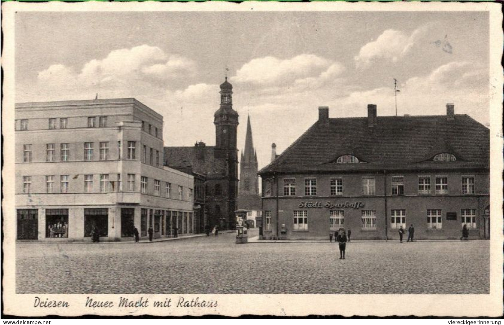 ! S/w Ansichtskarte Aus Driesen, Neumark, Neuer Markt Mit Rathaus - Neumark