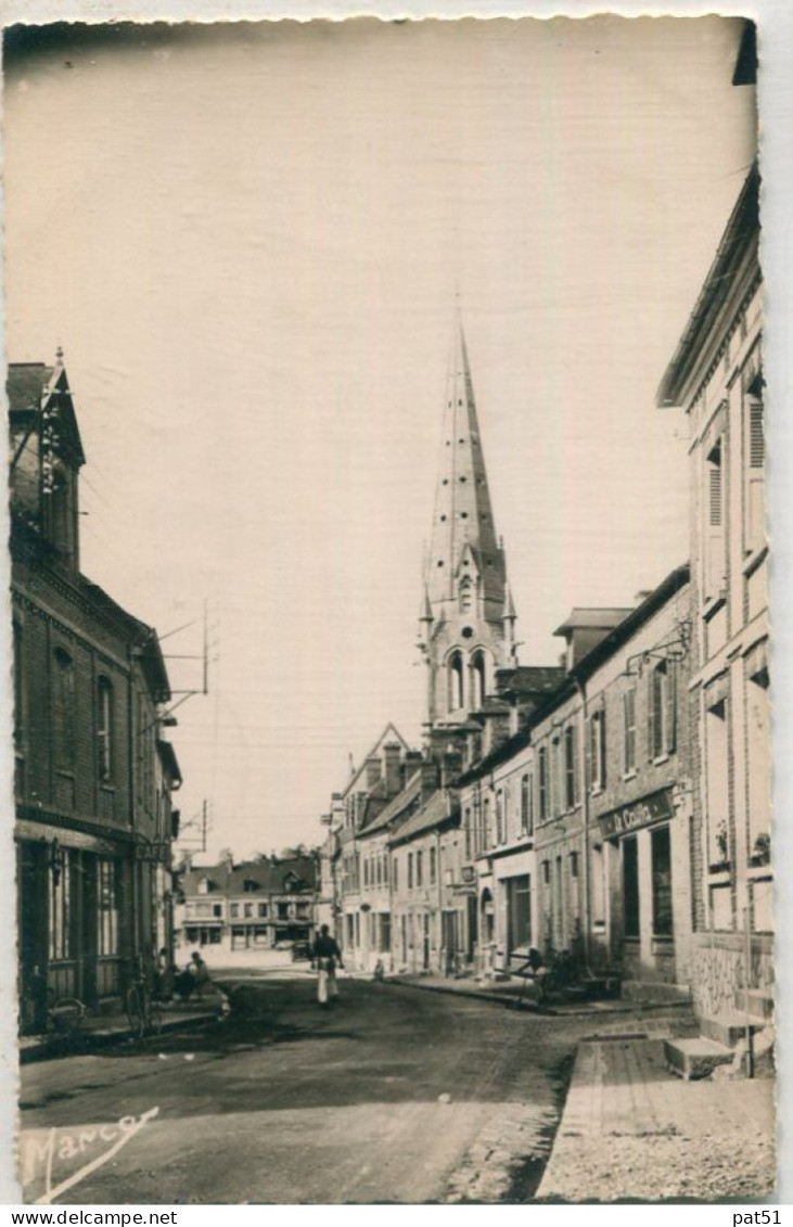 76 - Auffay : Rue Victor Hugo - Auffay