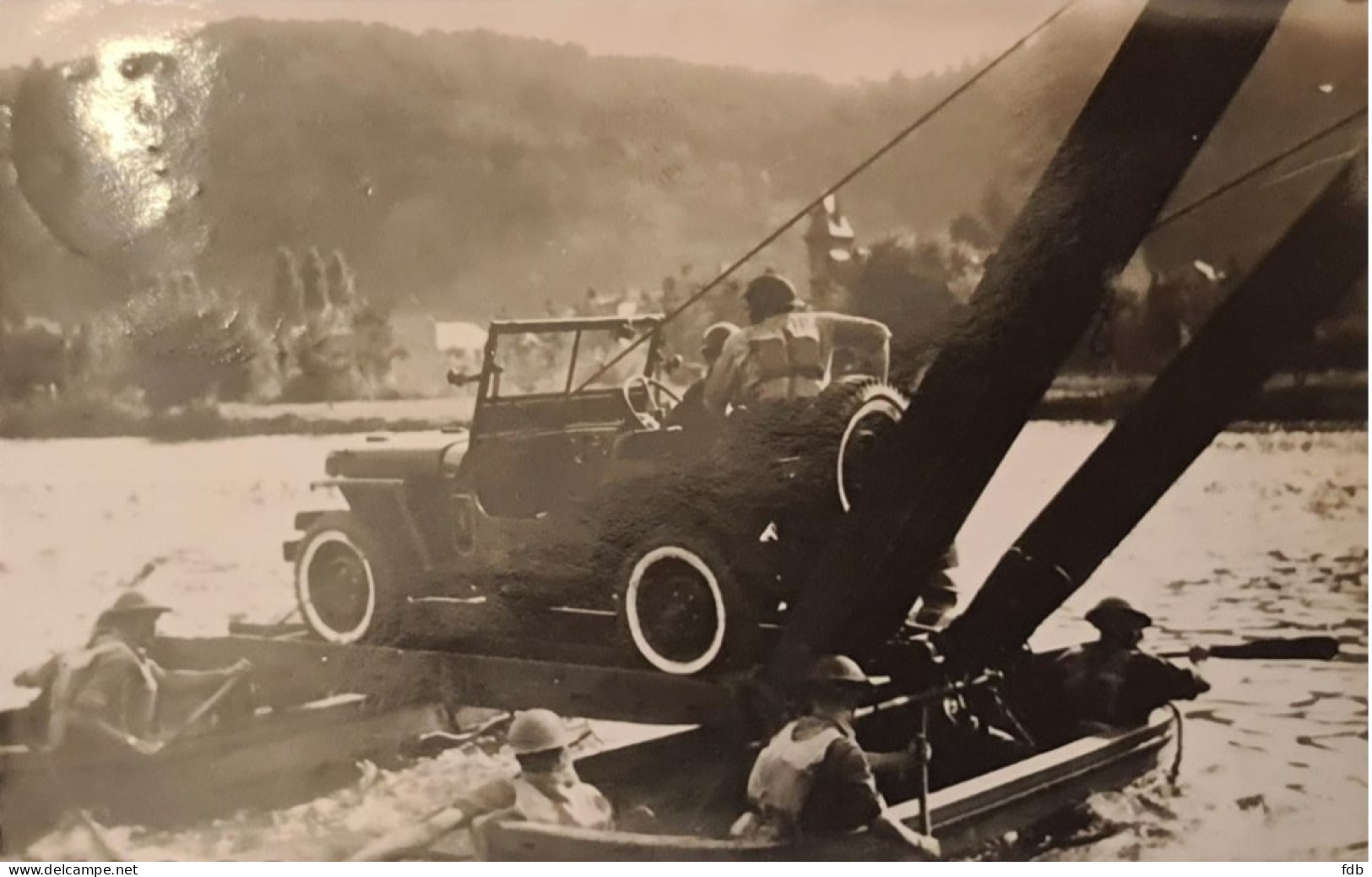 Tailfer - Armée Belge - Belgisch Léger - Jeep Transbordée Sur Un Radeau - Jeep Per Votre Overgezet - Militaire - Lustin - Profondeville