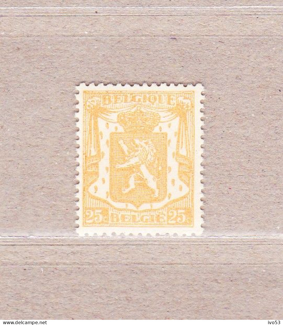 1945 Nr 710** Zonder Scharnier.Klein Staatswapen. - 1935-1949 Kleines Staatssiegel