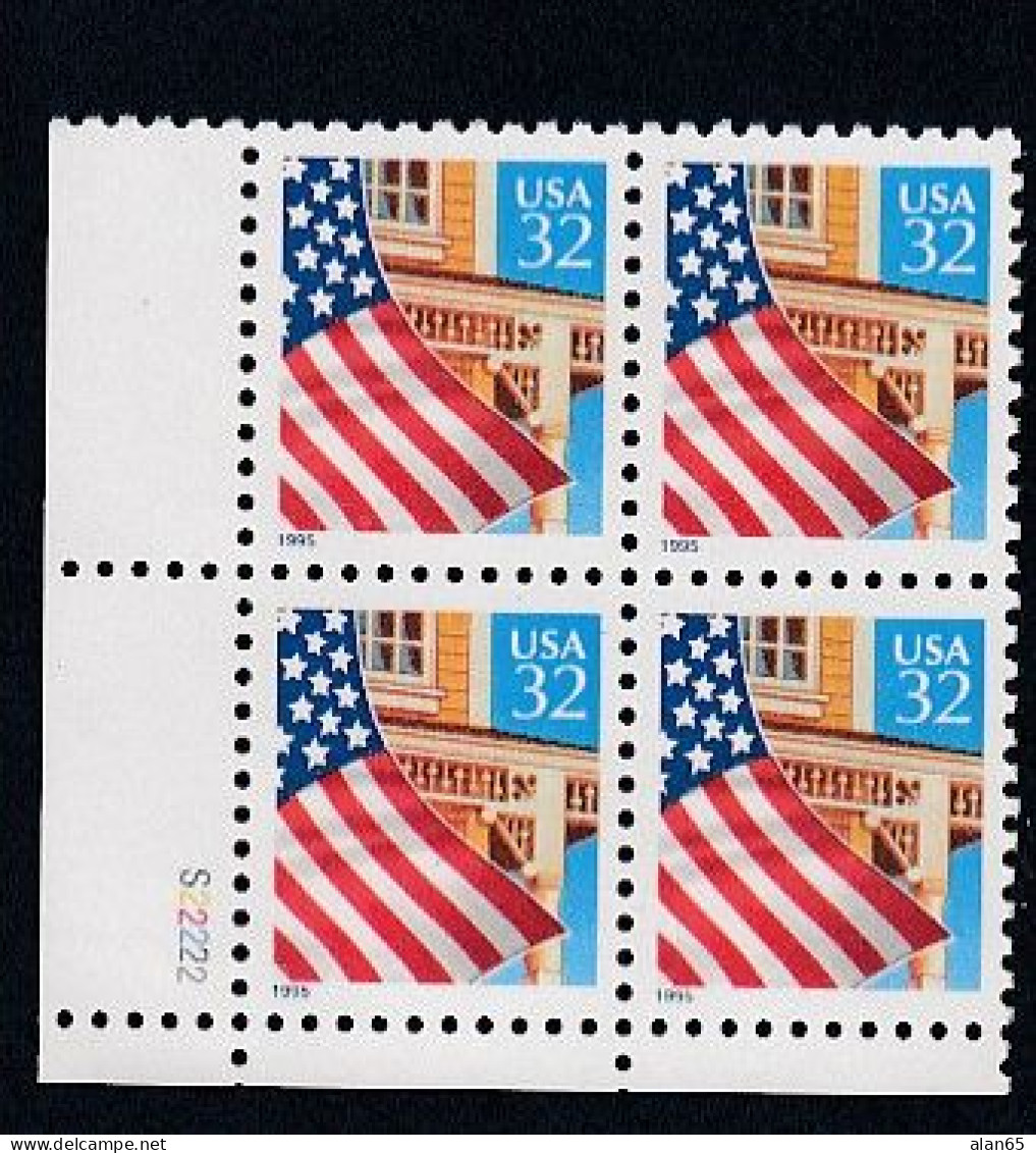 Sc#2897, Flag Over Porch 1995 Issue 32-cent Stamp Plate # Block Of 4 - Números De Placas