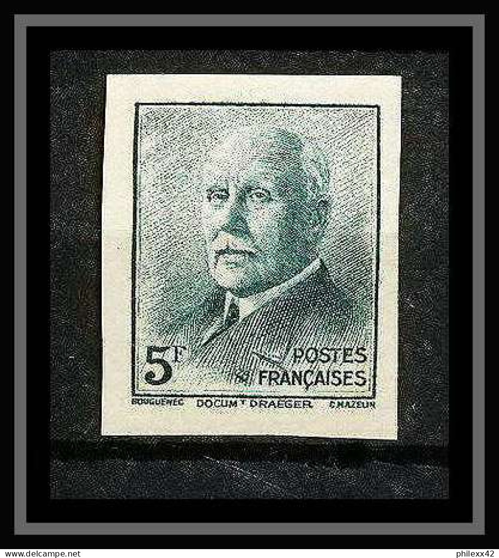 France N°524 Pétain Non Dentelé ** MNH (Imperf) - 1941-1950