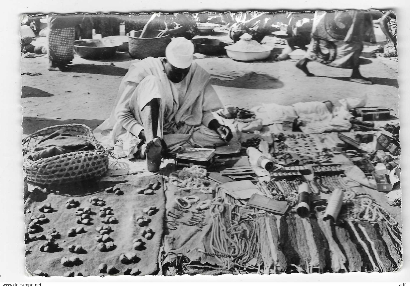 CPSM BANGUI, LE MARCHE, MARCHAND, REPUBLIQUE CENTRAFRICAINE RCA - Centrafricaine (République)