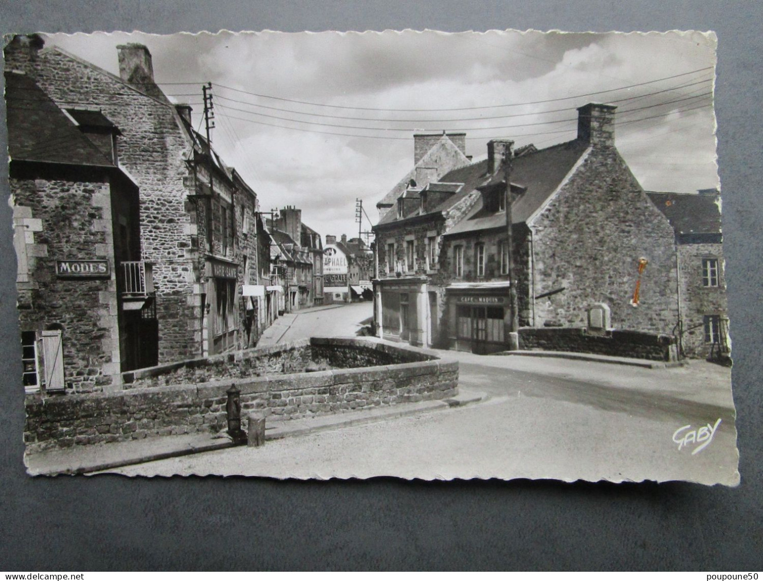 CP 22 Côtes Du Nord CHATELAUDREN Plouagat - Le Café " Du Maquis " Pont Du Leff - Réclame RAPHAEL Apéritif 1950 - Châtelaudren