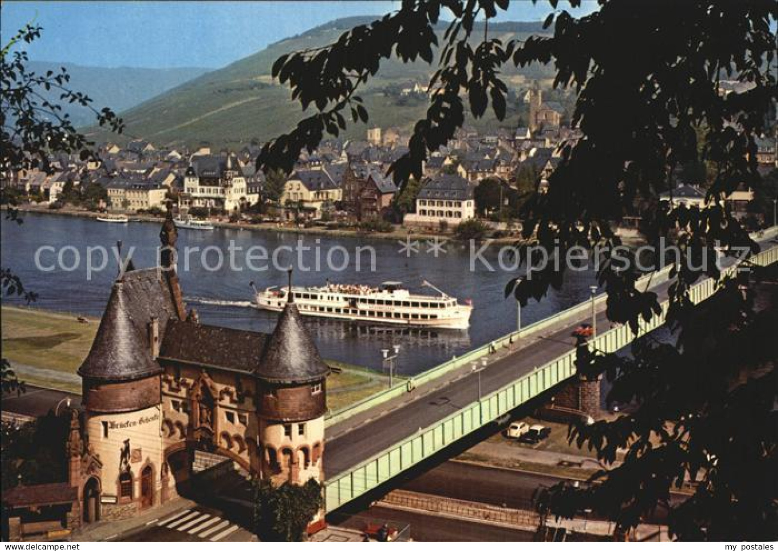 72450820 Traben-Trarbach Moselbruecke Fahrgastschiff Traben-Trarbach - Traben-Trarbach