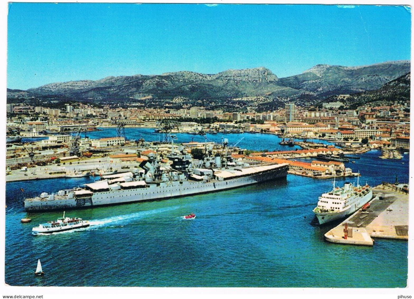 FR-5151  TOULON - Vue Generale ( With WAR-ship And FERRY-boat - Ferries