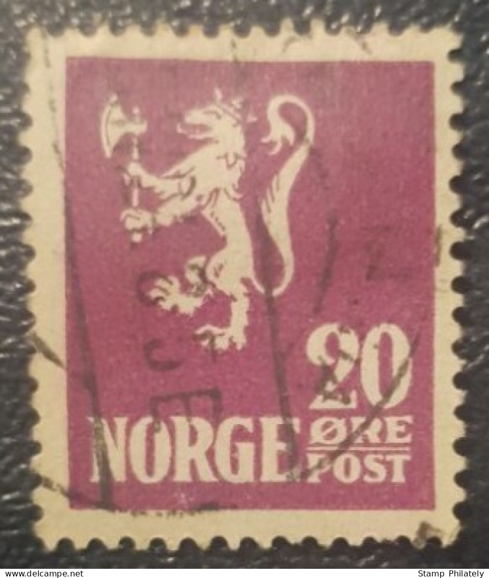 Norway Lion 20 Used Stamp Classic-Type Line Between ØRE And POST - Usados