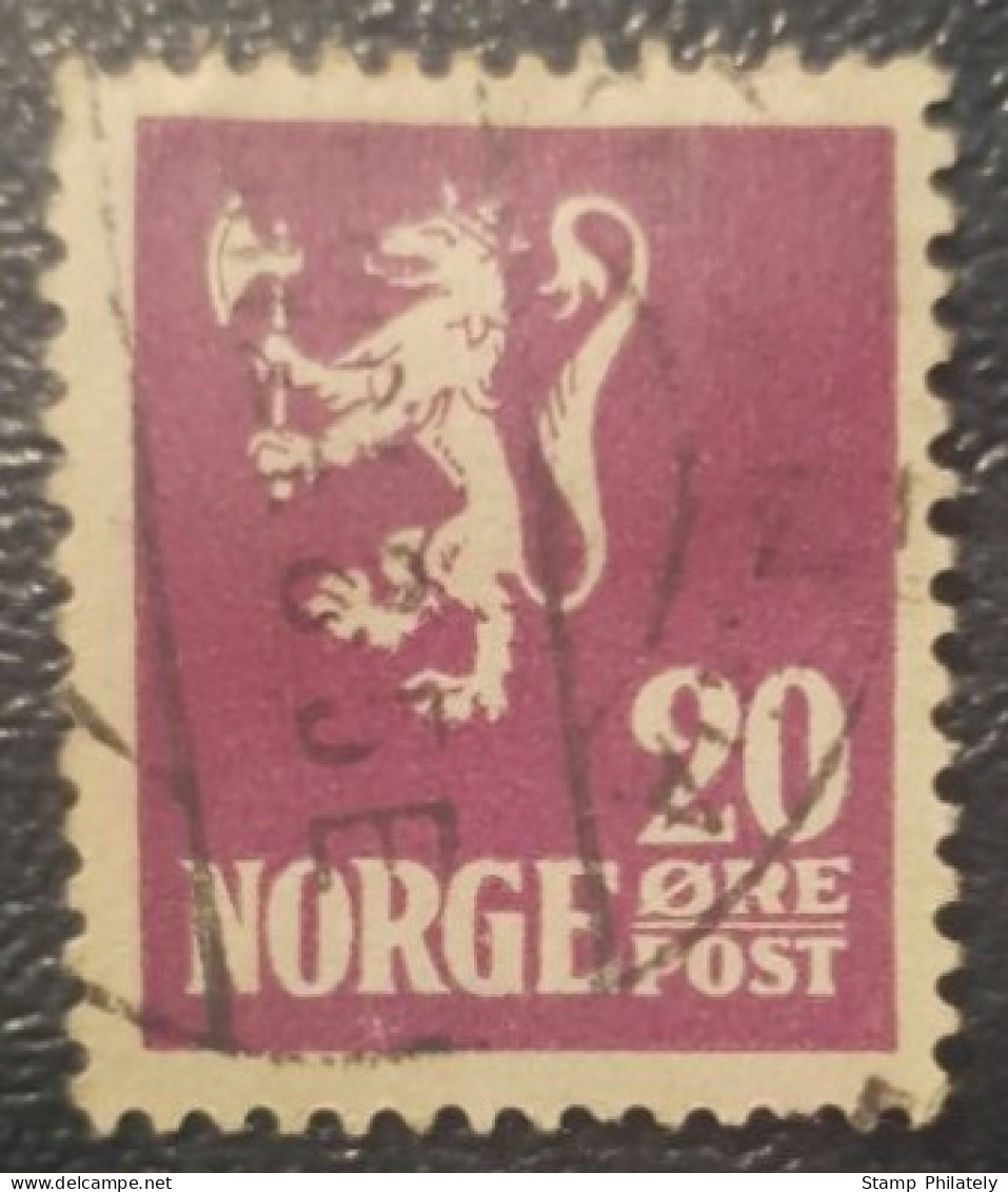 Norway Lion 20 Used Stamp Classic-Type Line Between ØRE And POST - Gebraucht