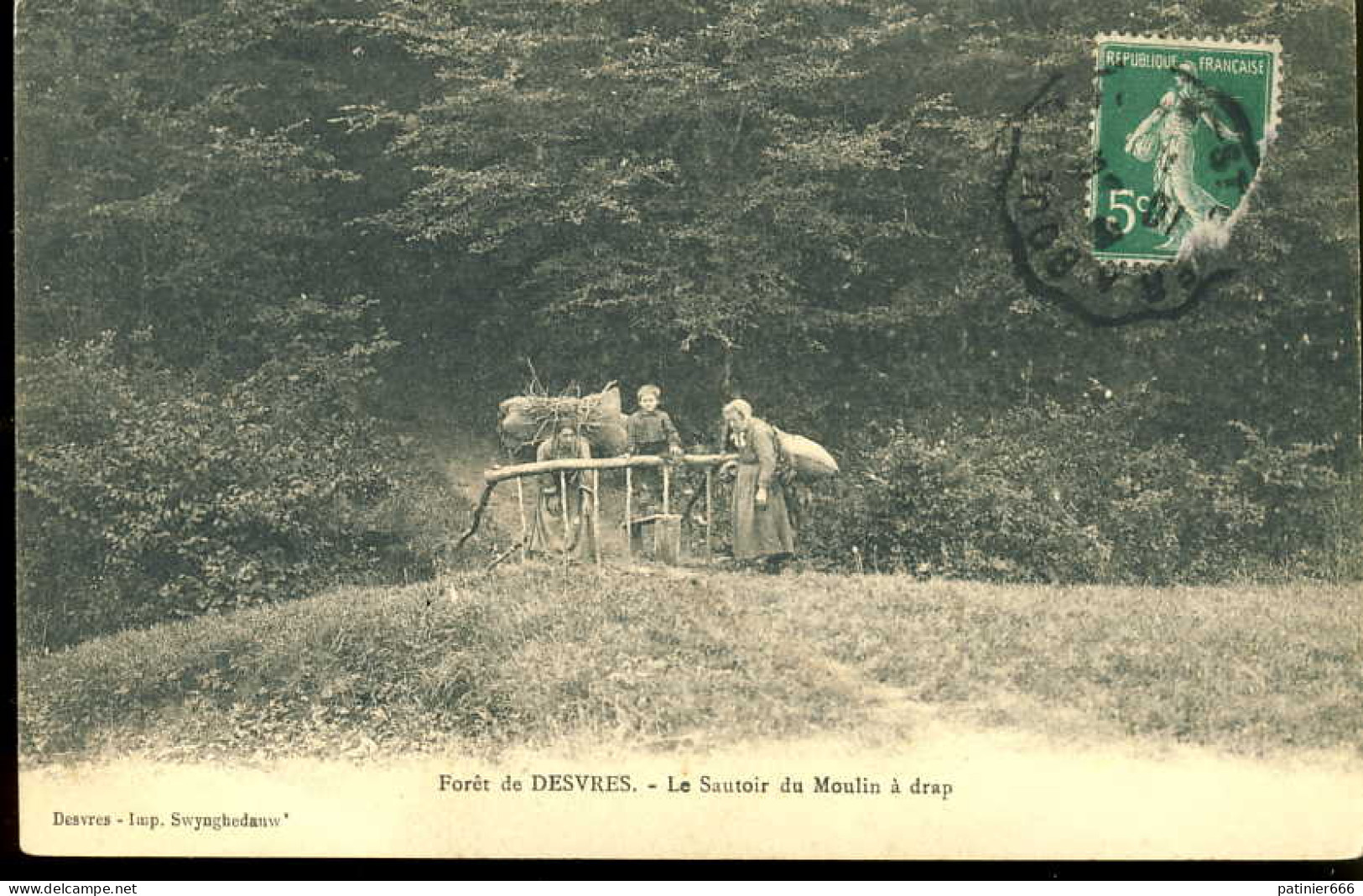 Desvres Le Sautoir Du Moulin A Drap - Desvres