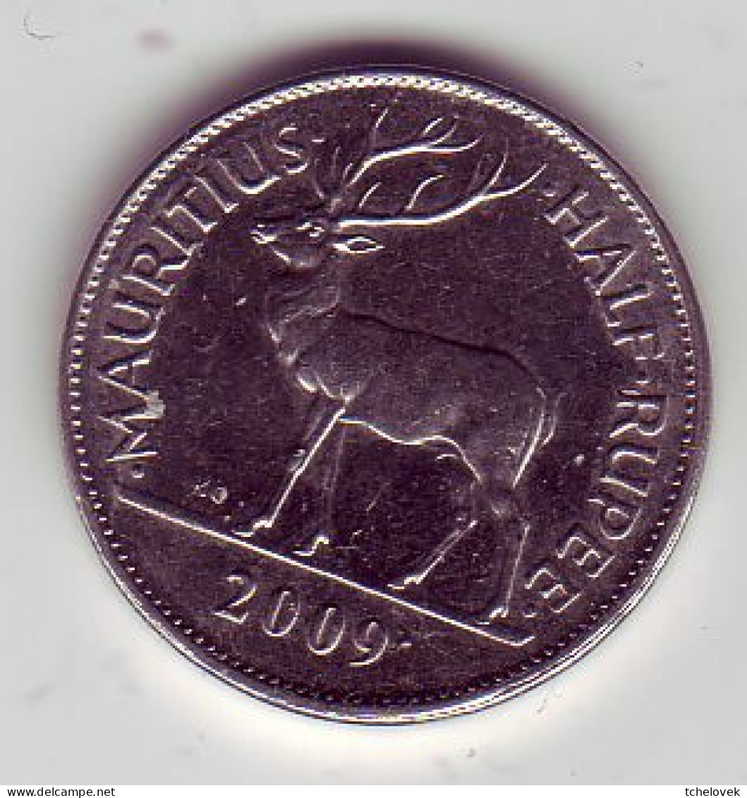 (Monnaies). Ile Maurice Mauritius Half Rupee 0.50 R 2009 & 1 R 2009, 5 C 2005 Et 2007 & Lot N°2 - Mauritius