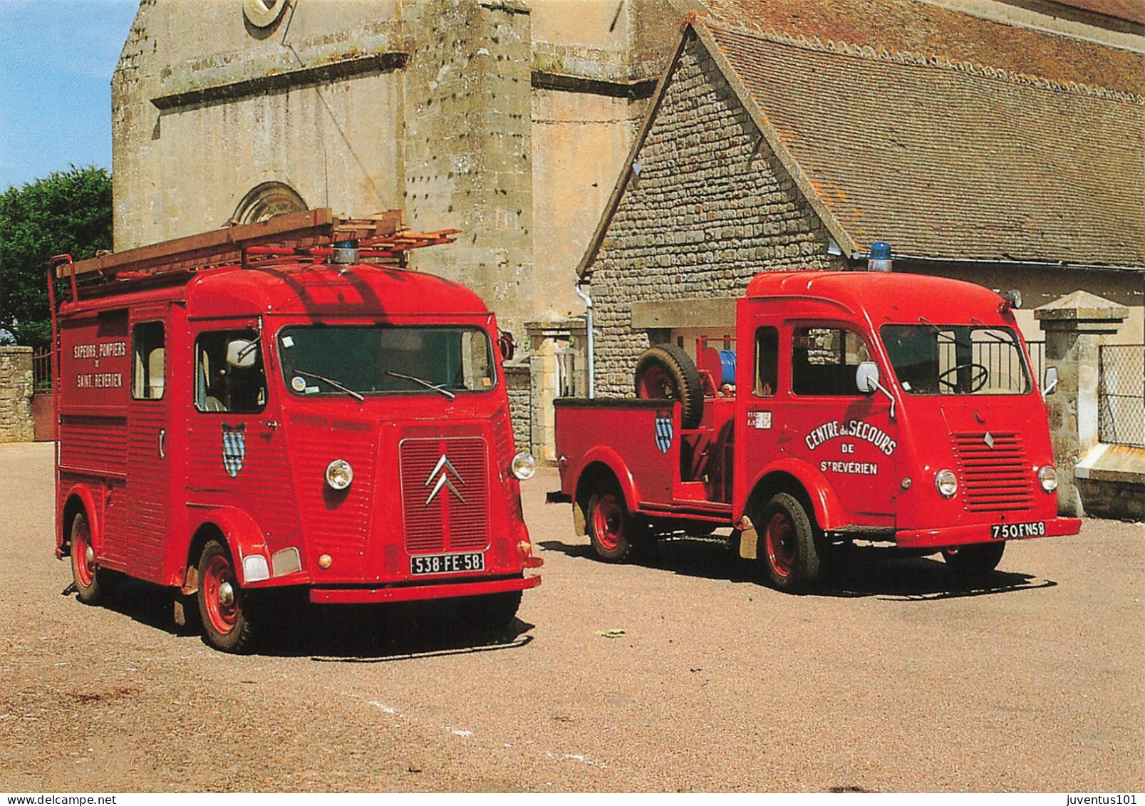 CPSM Pompiers-Véhicule De Secours Renault Citroën-St-Révérien-Bernard Gournay   L2723 - Feuerwehr