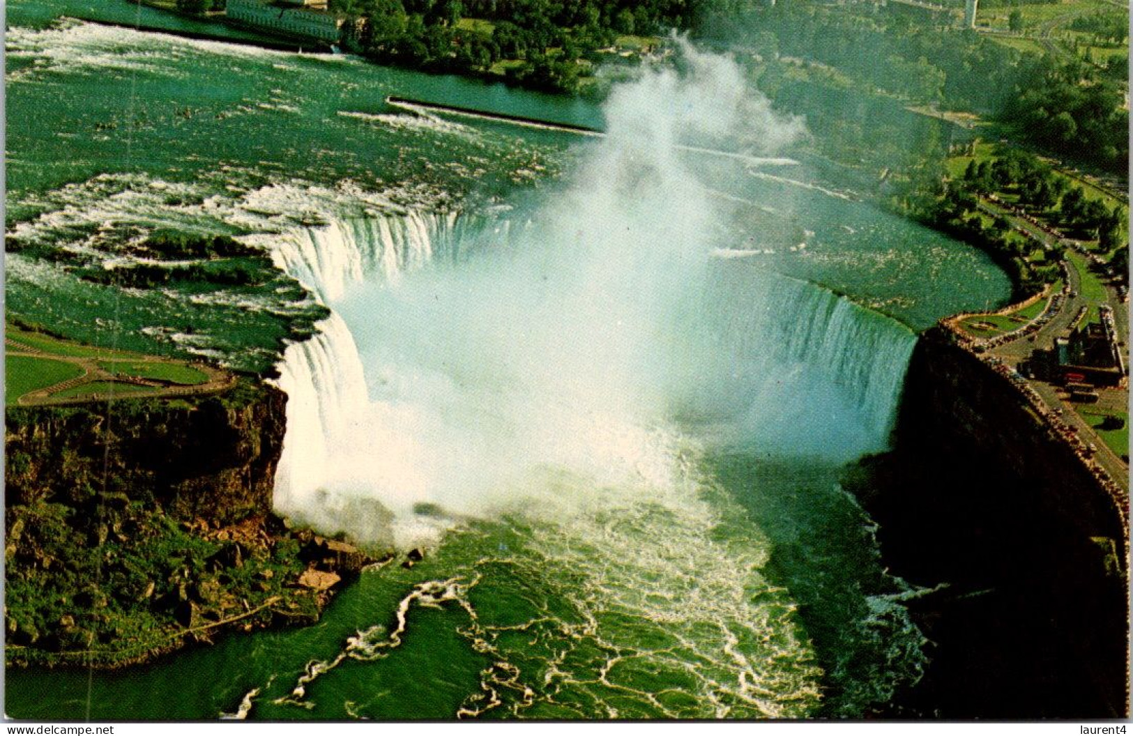 11-3-2025 (2 Y 42) Canada - Chute Du Niagara (3 Postcards) Niagara Falls - Chutes Du Niagara