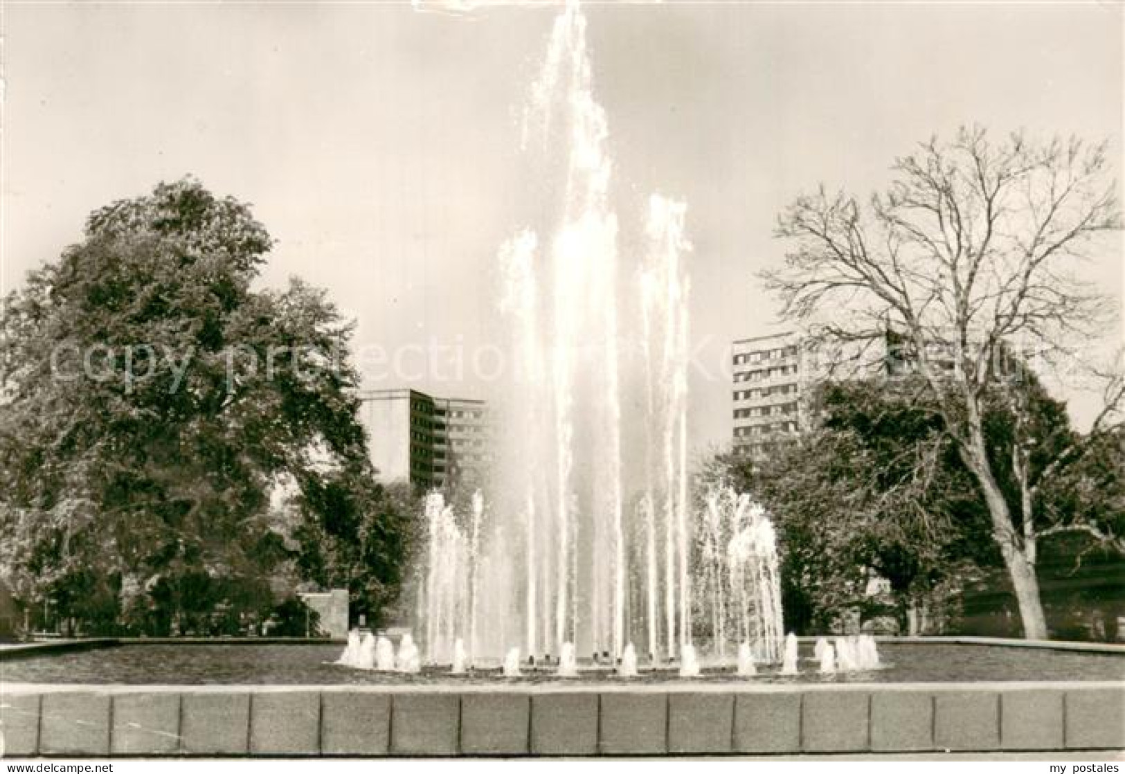 73776665 Dessau-Rosslau Im Stadtpark Fontaene Dessau-Rosslau - Dessau