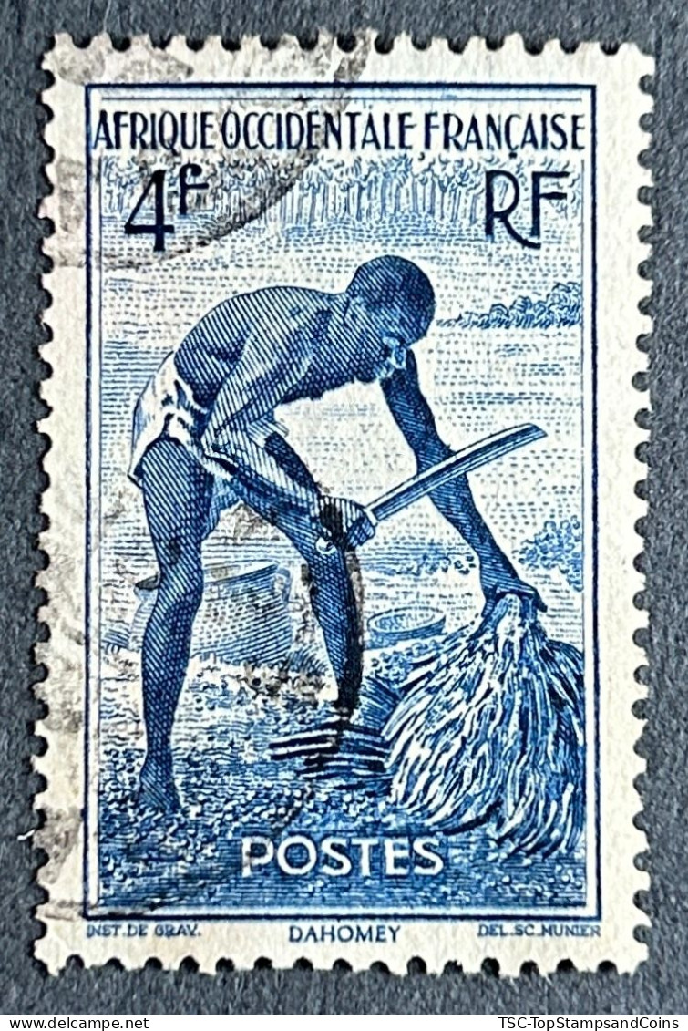 FRAWA0036U4 - Local Motives - Palm Kernel In Athiéné - Dahomey - 4 F Used Stamp - AOF - 1947 - Used Stamps