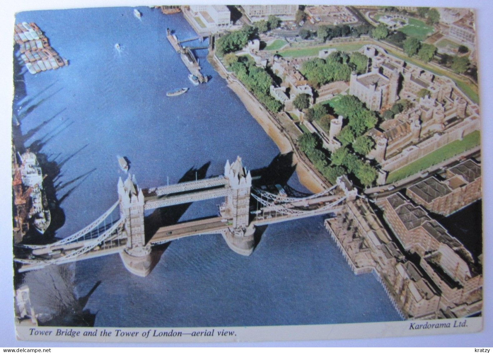 ROYAUME-UNI - ANGLETERRE - LONDON - Tower Bridge And The Tower Of London - Tower Of London