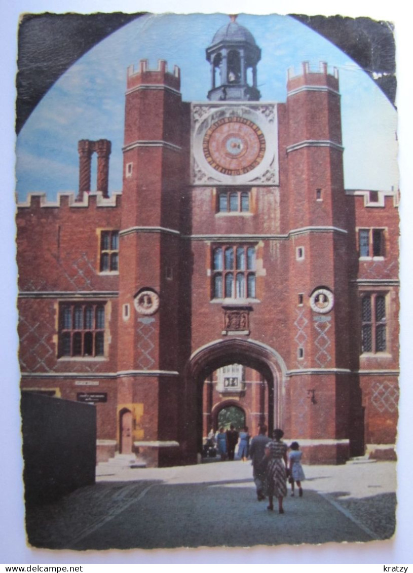 ROYAUME-UNI - ANGLETERRE - LONDON - Hampton Court - The Astronomical Clock - Hampton Court