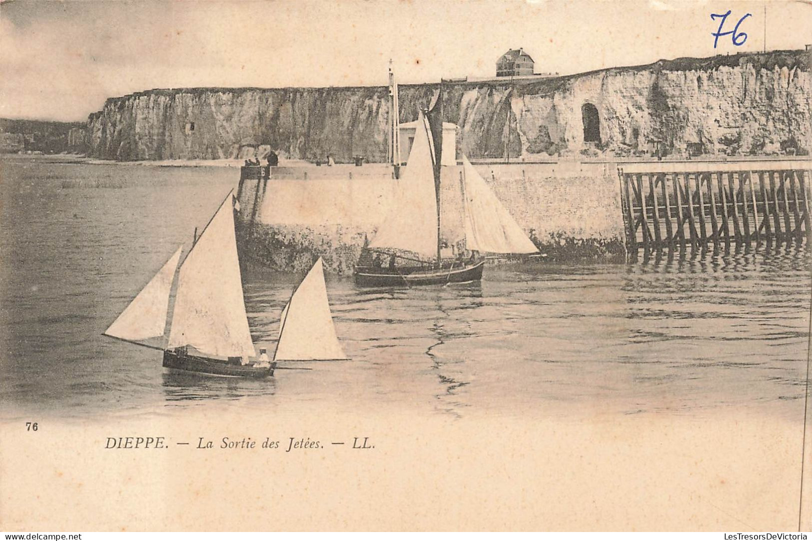 FRANCE - Dieppe - La Sortie Des Jetées - Carte Postale Ancienne - Dieppe