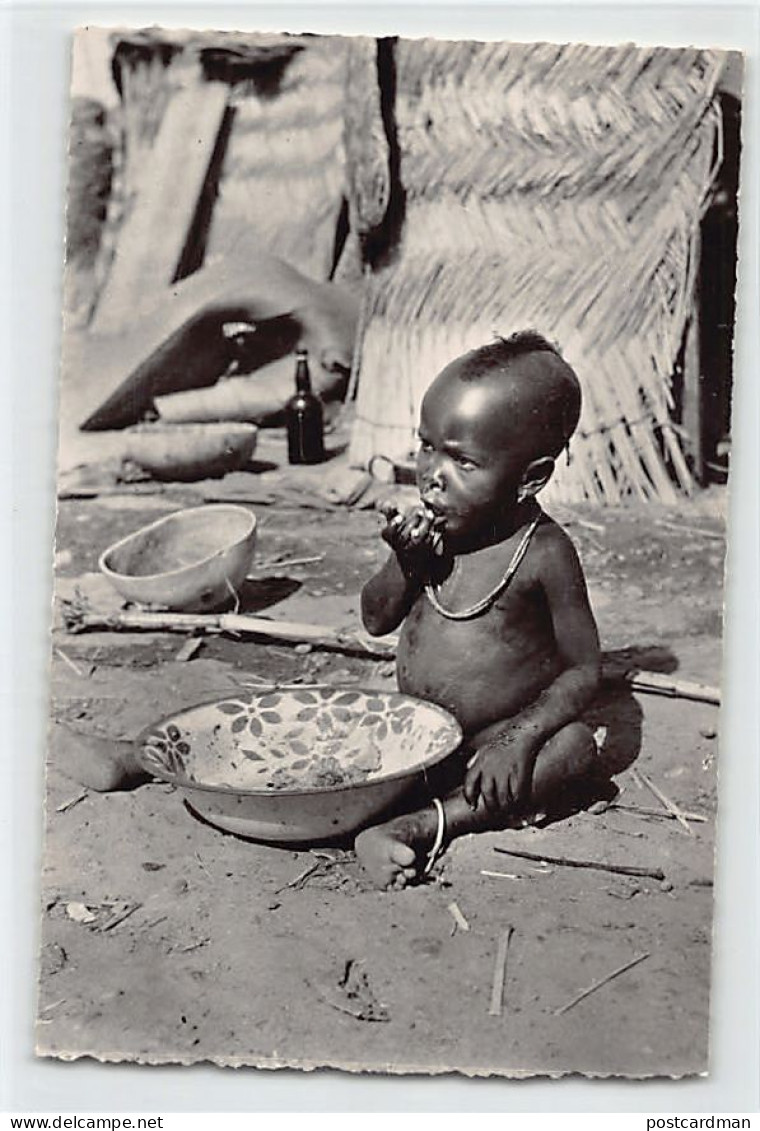 Niger - NIAMEY - Le Petit Déjeune - Enfant Indigène - Ed. Souchette 2267 - Niger
