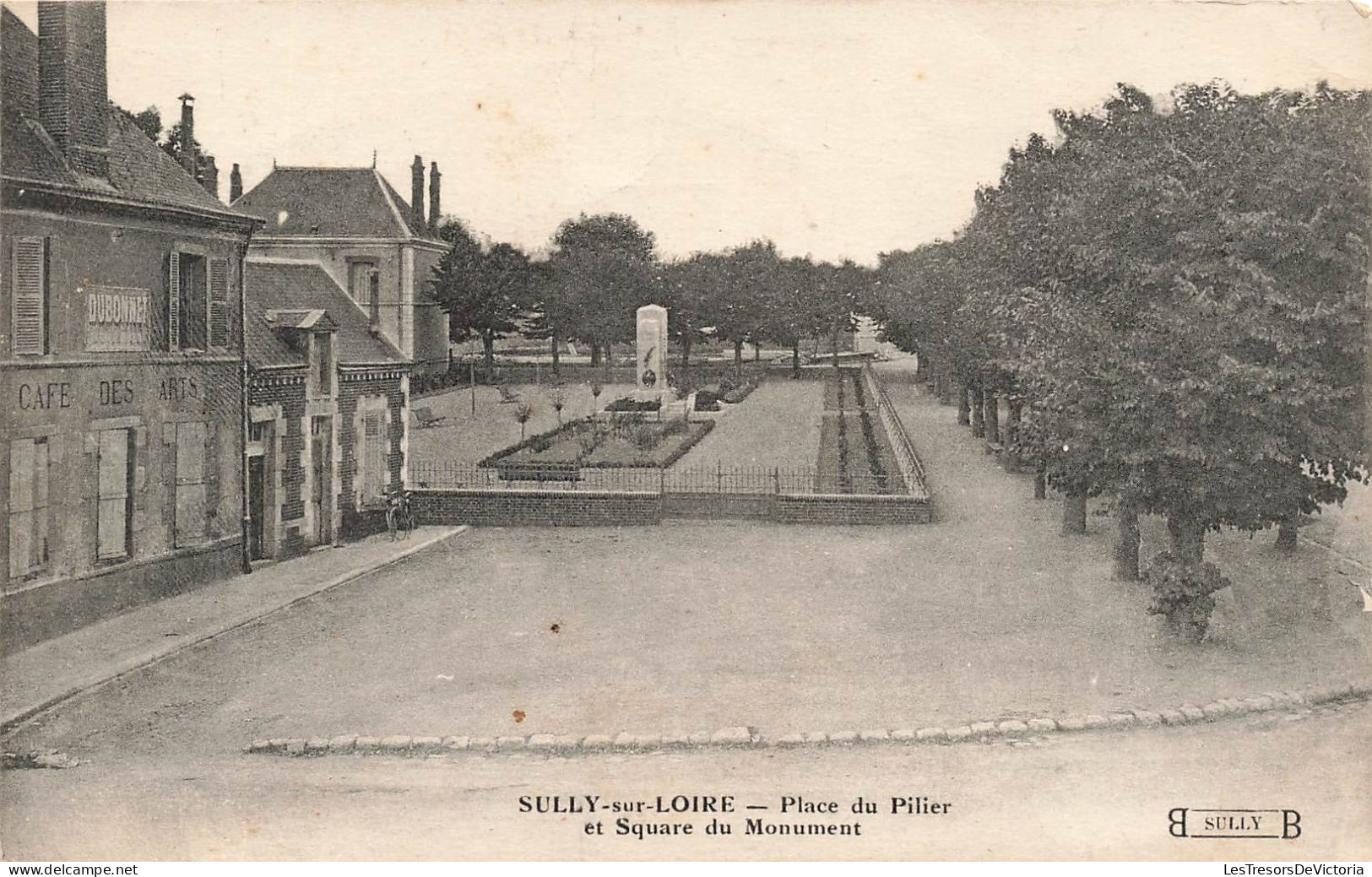 FRANCE - Sully Sur Loire - Vue Sur La Place Du Pilier Et Square Du Monument - Carte Postale Ancienne - Sully Sur Loire