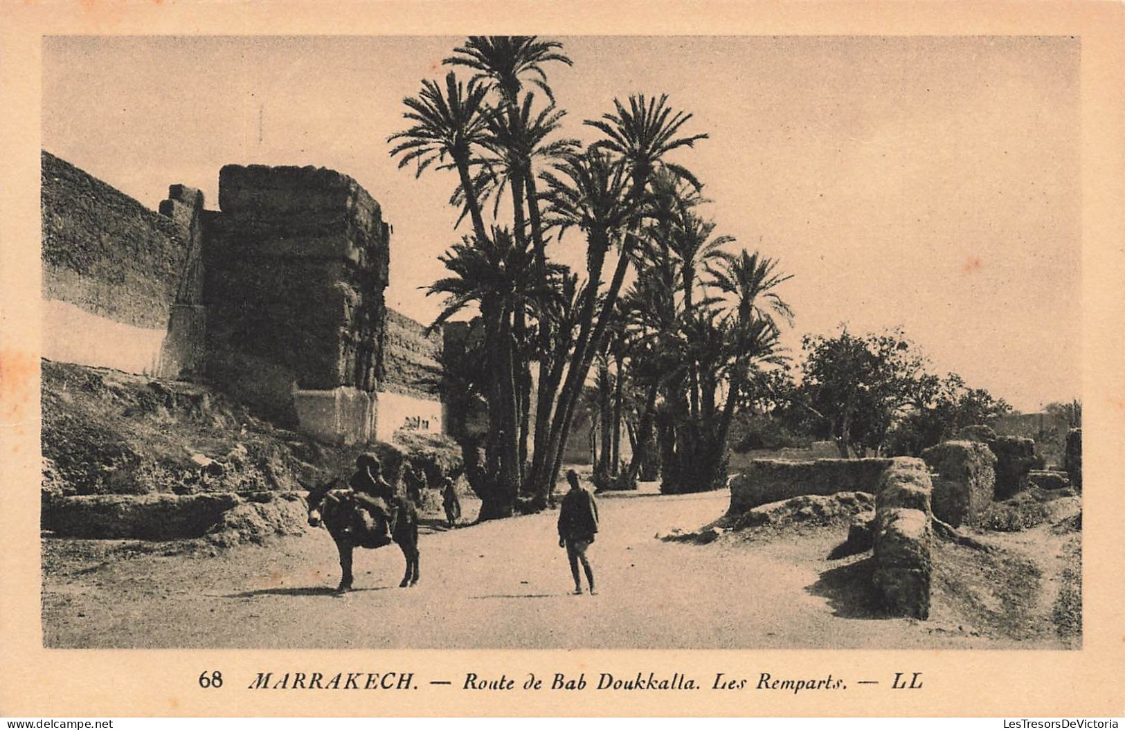 MAROC - Marrakech - Vue Sur La Route De Bab Doukkalla - Les Remparts - LL - Carte Postale Ancienne - Marrakesh