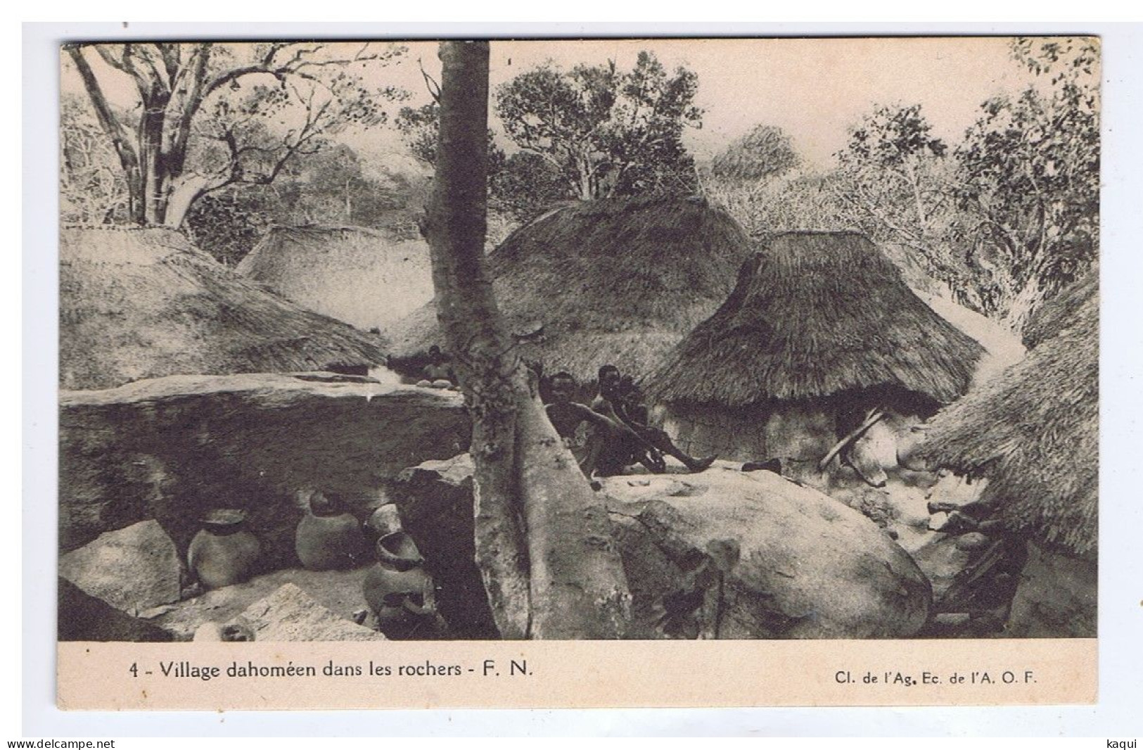 DAHOMEY - BENIN - Village Dahoméen Dans Les Rochers - N° 4 - Dahomey