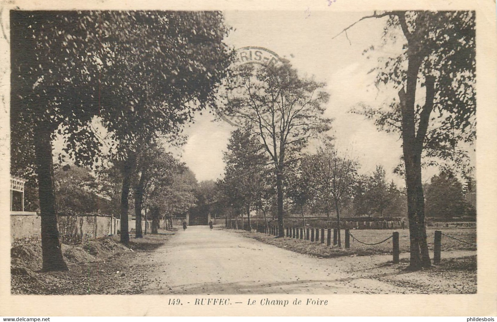 CHARENTE  RUFFEC Le Champ De Foire - Ruffec