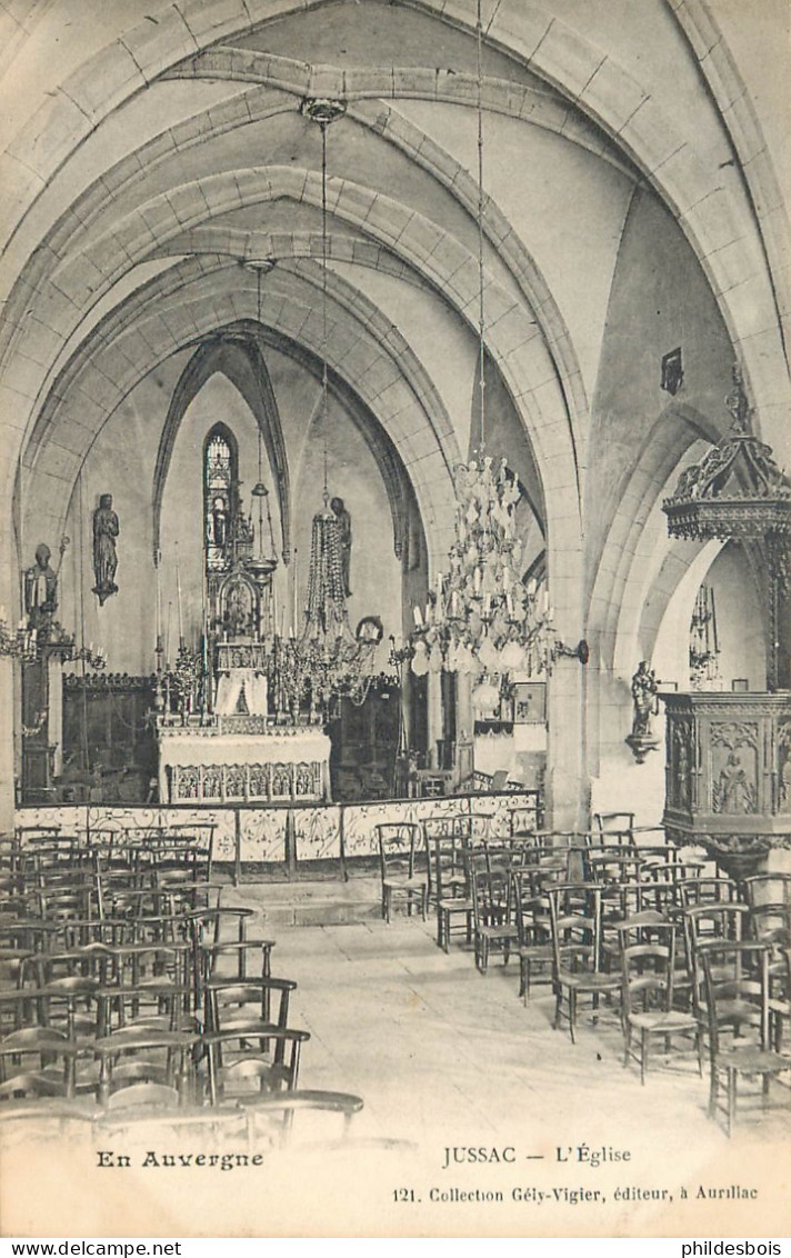 CANTAL  JUSSAC  L'église - Jussac