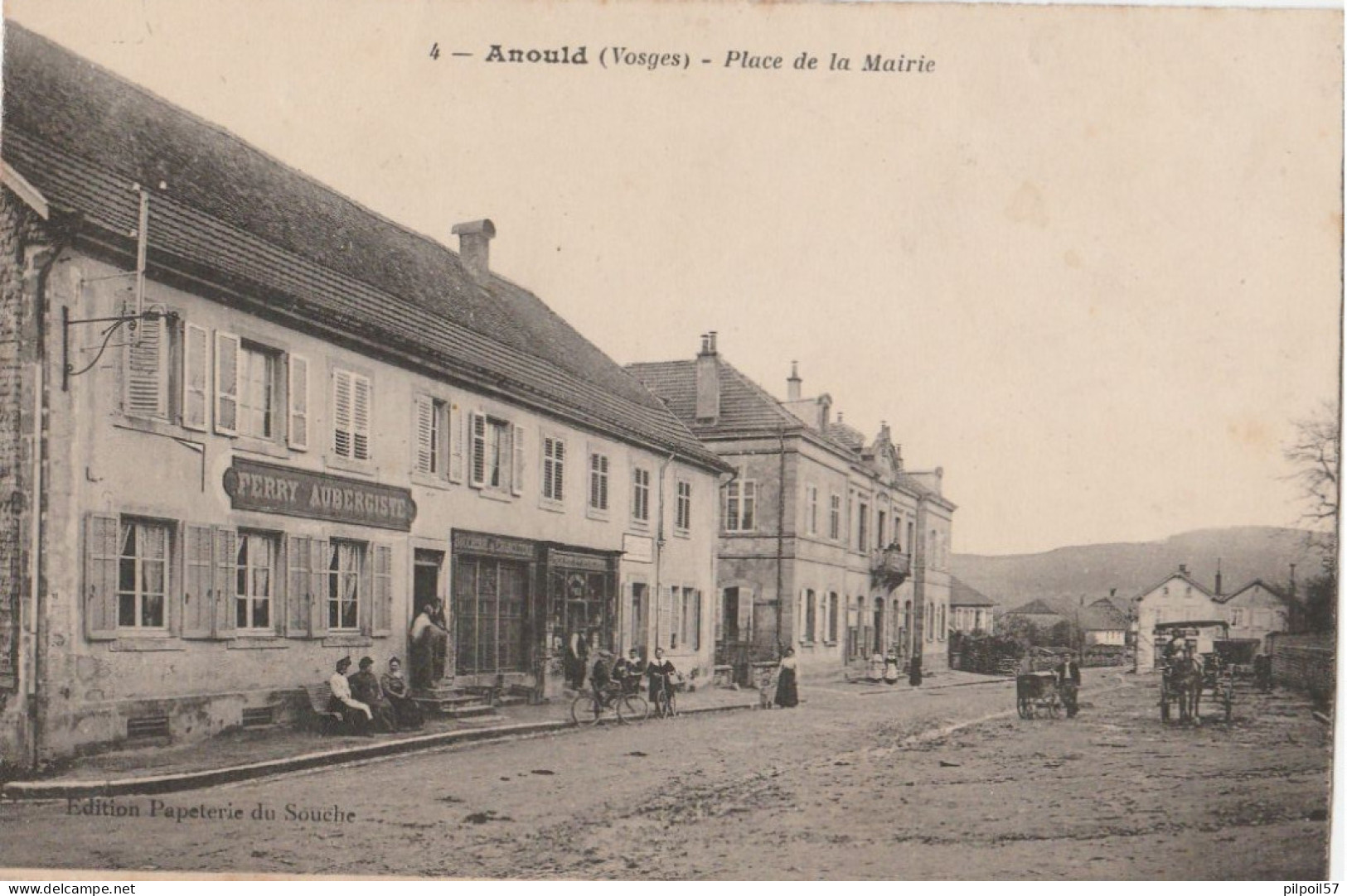 88 - ANOULD - Place De La Mairie (Ferry Aubergiste) - Anould