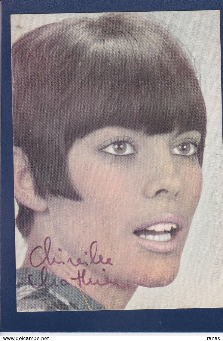 CPSM Autographe Signature Mireille Mathieu Non Circulée - Chanteurs & Musiciens